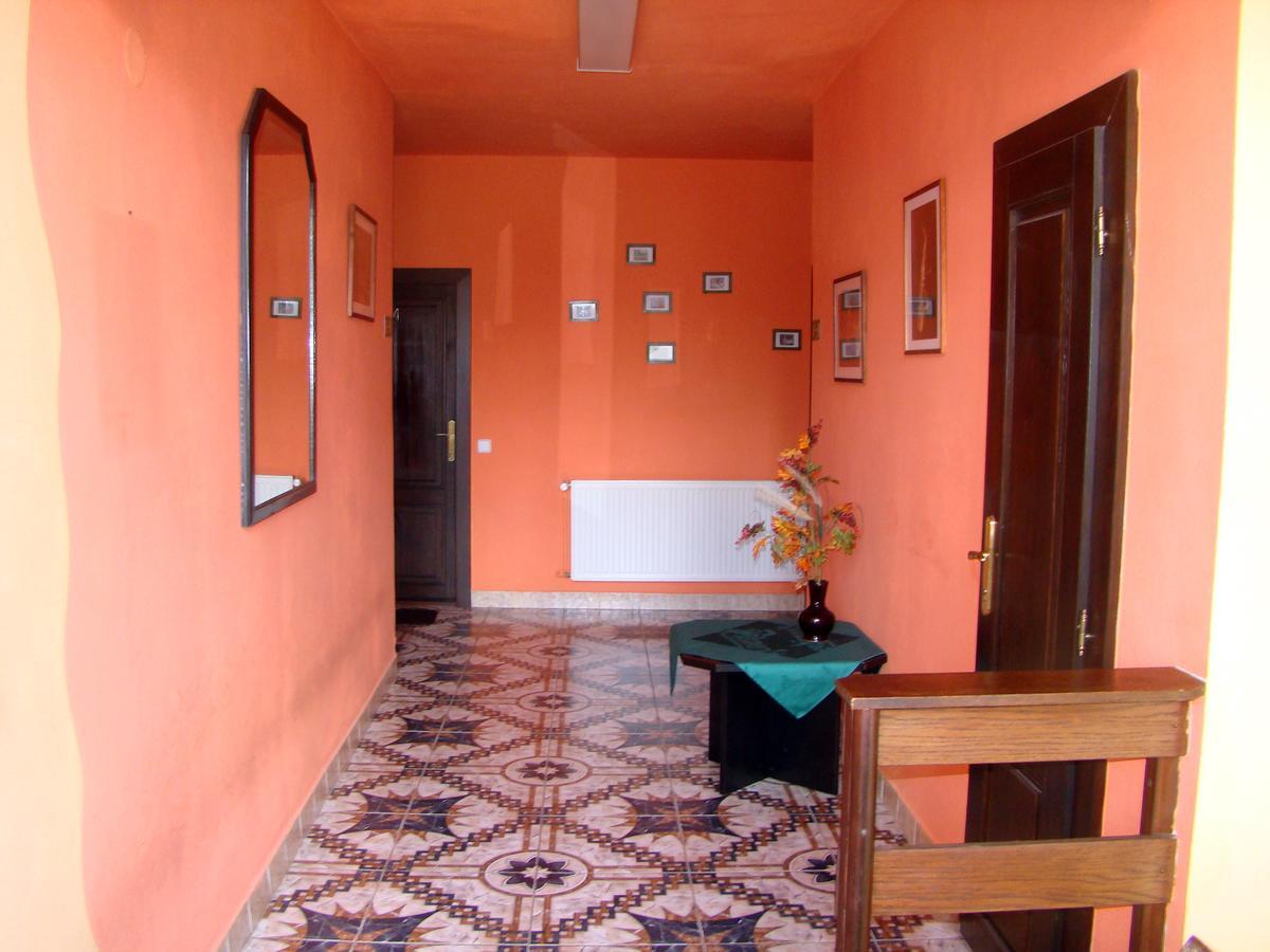 Restaurace Penzion Rafael Dlouhá Brtnice Rom bilde